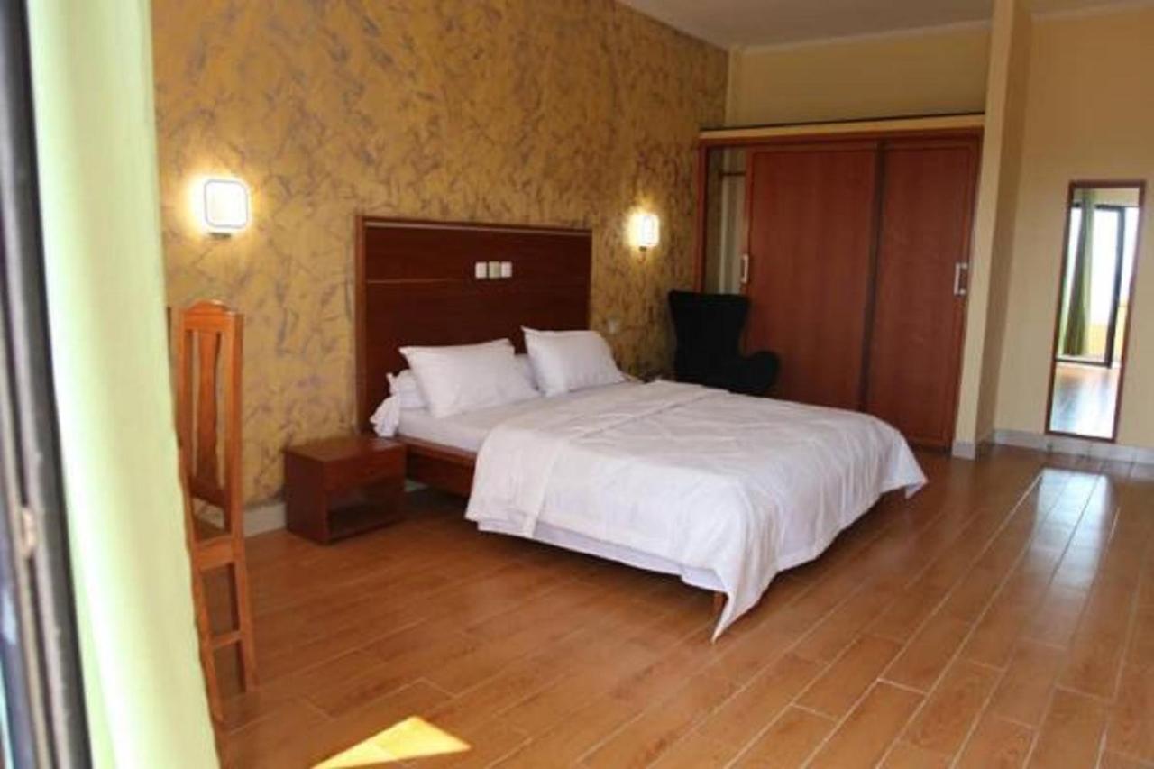 Cityzen Hotel Douala Exteriör bild